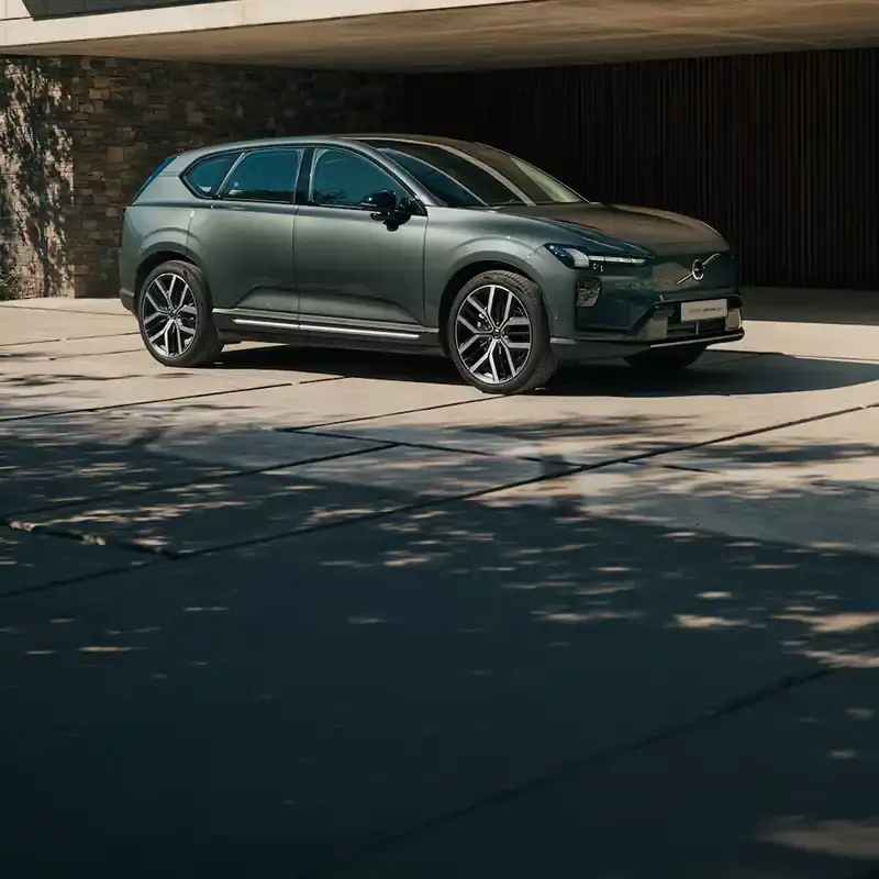 Photo https://volvo-chevalley.ch/mediasecure-getphoto?dossier=offres&photo=Campagne_volvo_EX60_mob_v3_20260915112507.webp