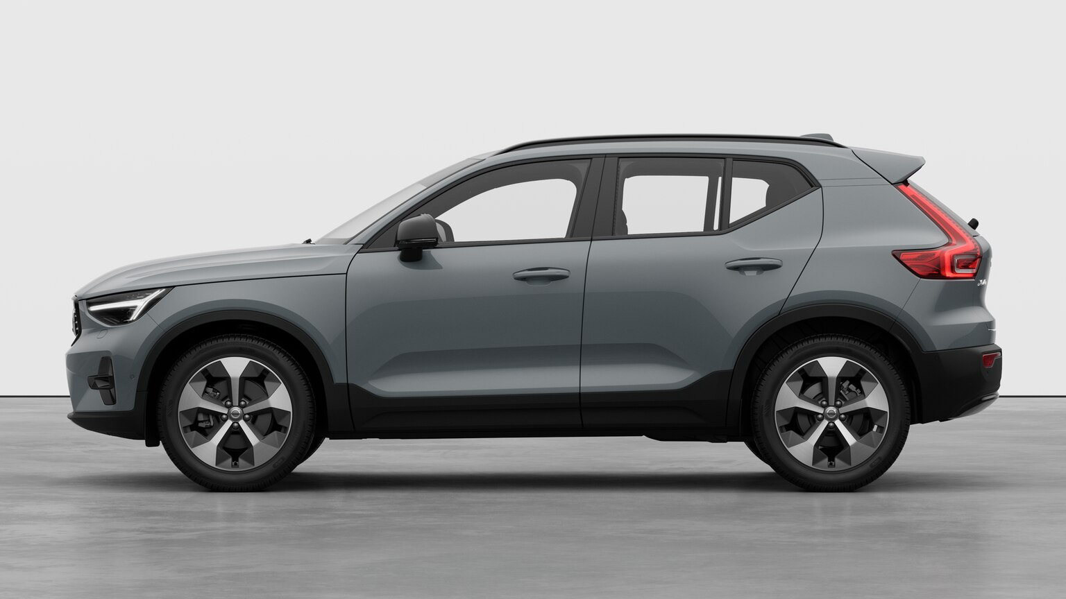 Volvo XC40 B3 Mild Hybrid Essence Core XCITE MY26