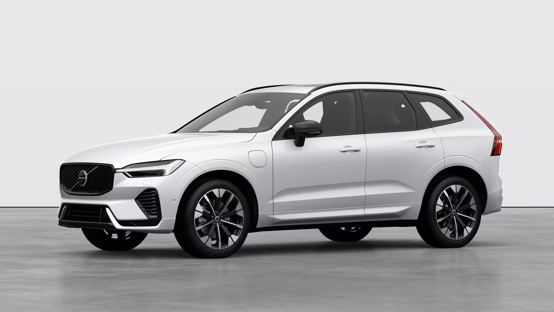 Photo Volvo XC60 Black Edition T6 AWD Hybride rechargeable Électrique/essence Ultra MY27