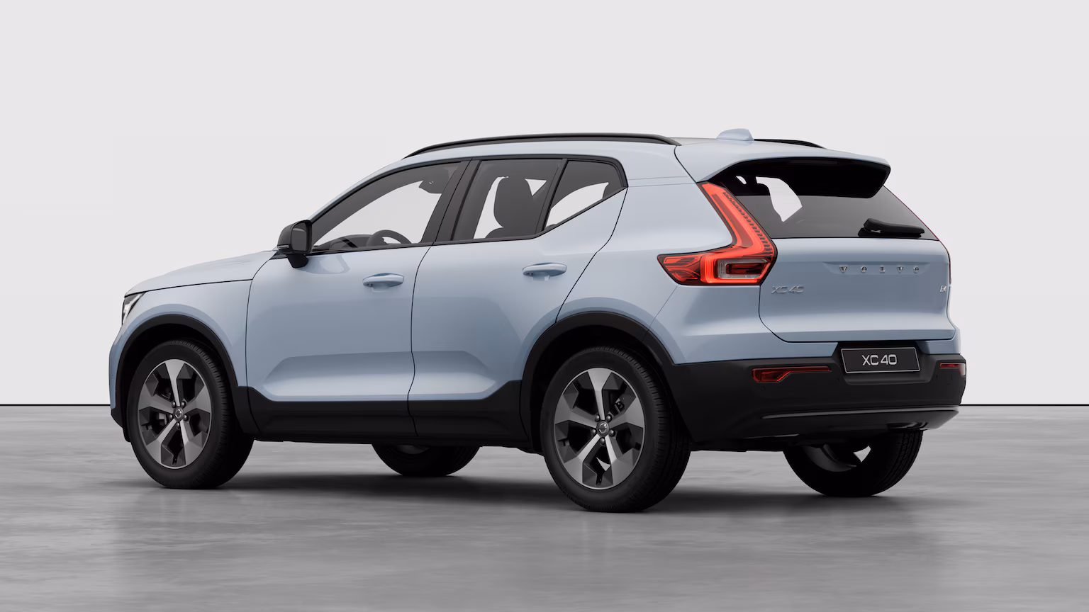 Volvo XC40 B3 FWD Plus Dark MY27