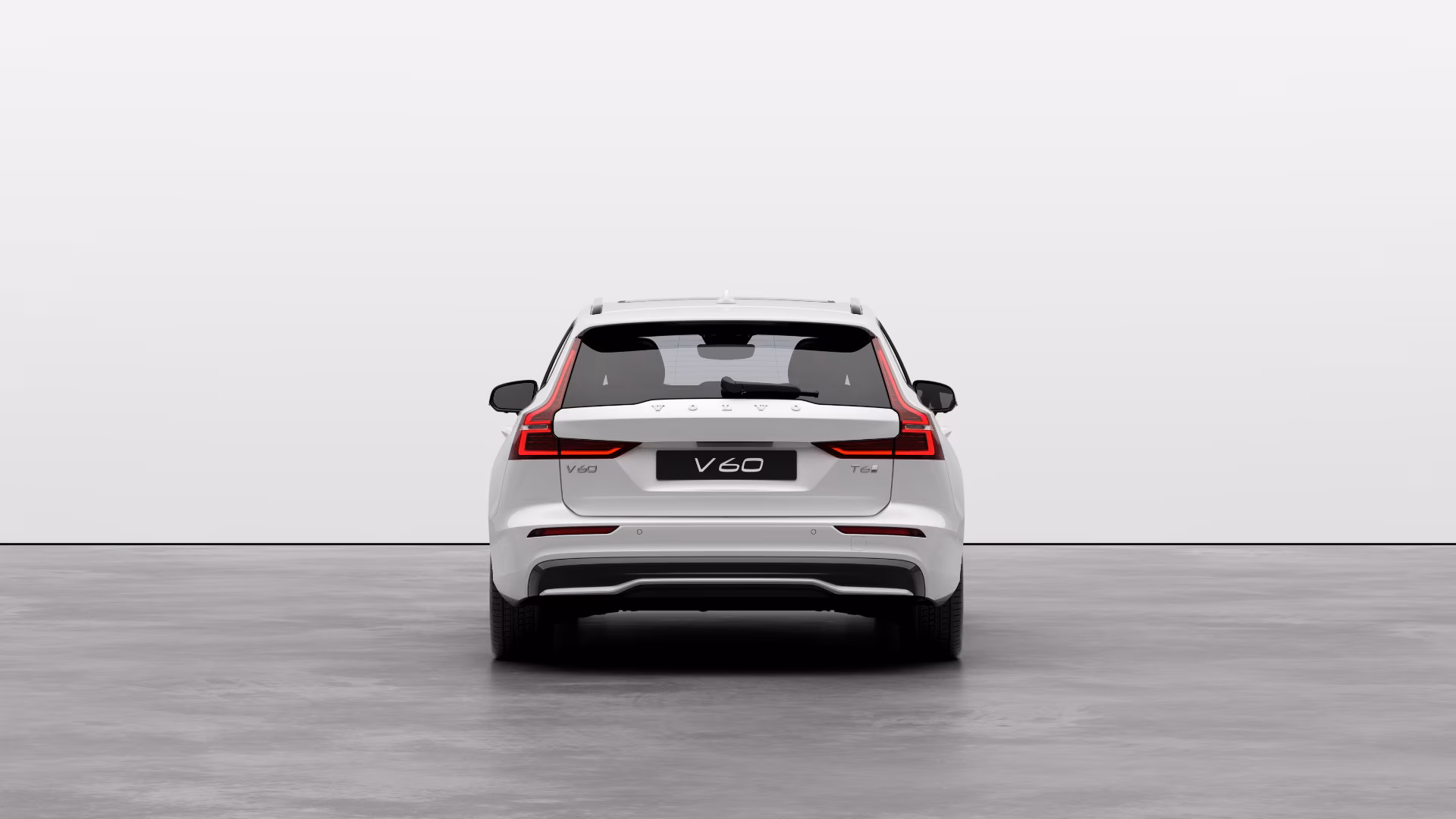 Volvo V60 T6 AWD Hybride rechargeable Électrique/essence Ultra Dark MY27