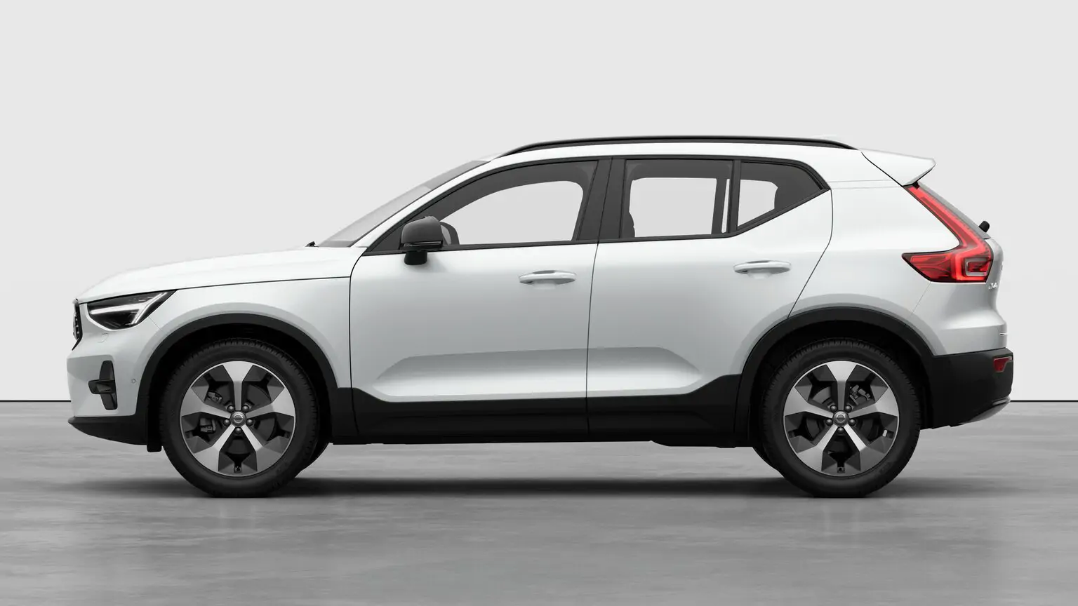 Volvo XC40 B4 Mild Hybrid Essence Ultra Dark MY27