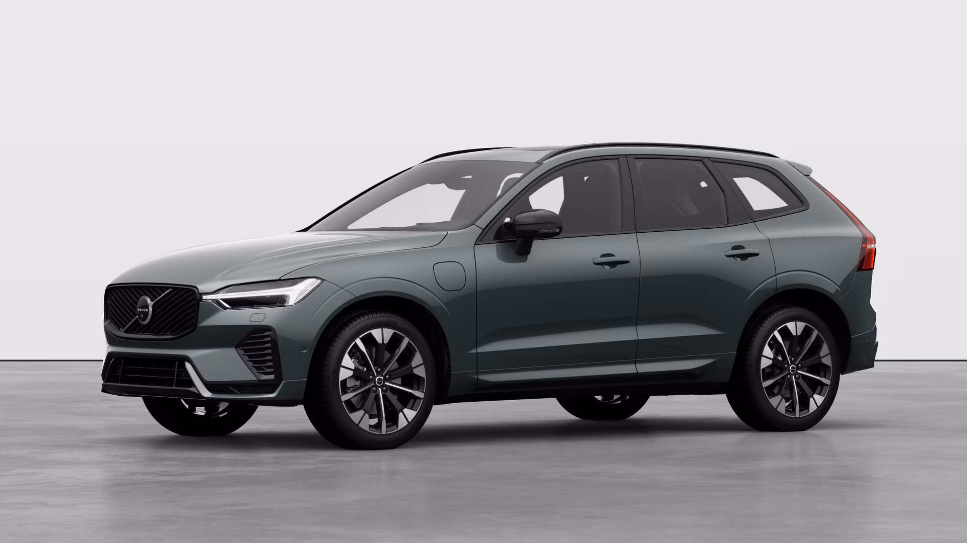 Photo Volvo XC60 T6 AWD Hybride rechargeable Électrique/essence Plus Dark MY27