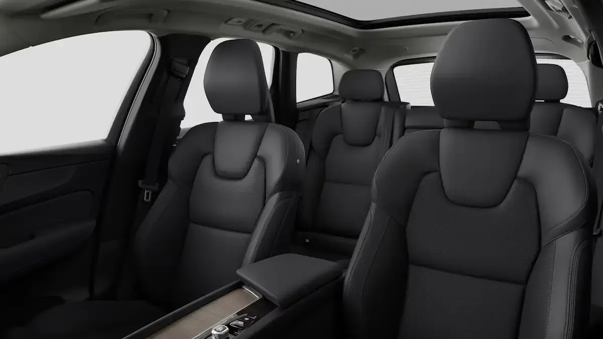 Volvo XC60 Black Edition T8 AWD Hybride rechargeable Électrique/essence Ultra MY27