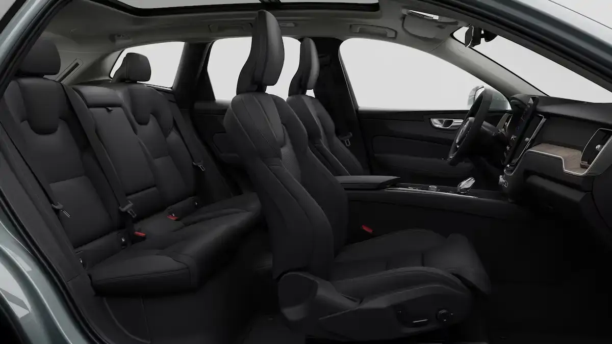 Volvo XC60 Black Edition T8 AWD Hybride rechargeable Électrique/essence Ultra MY27