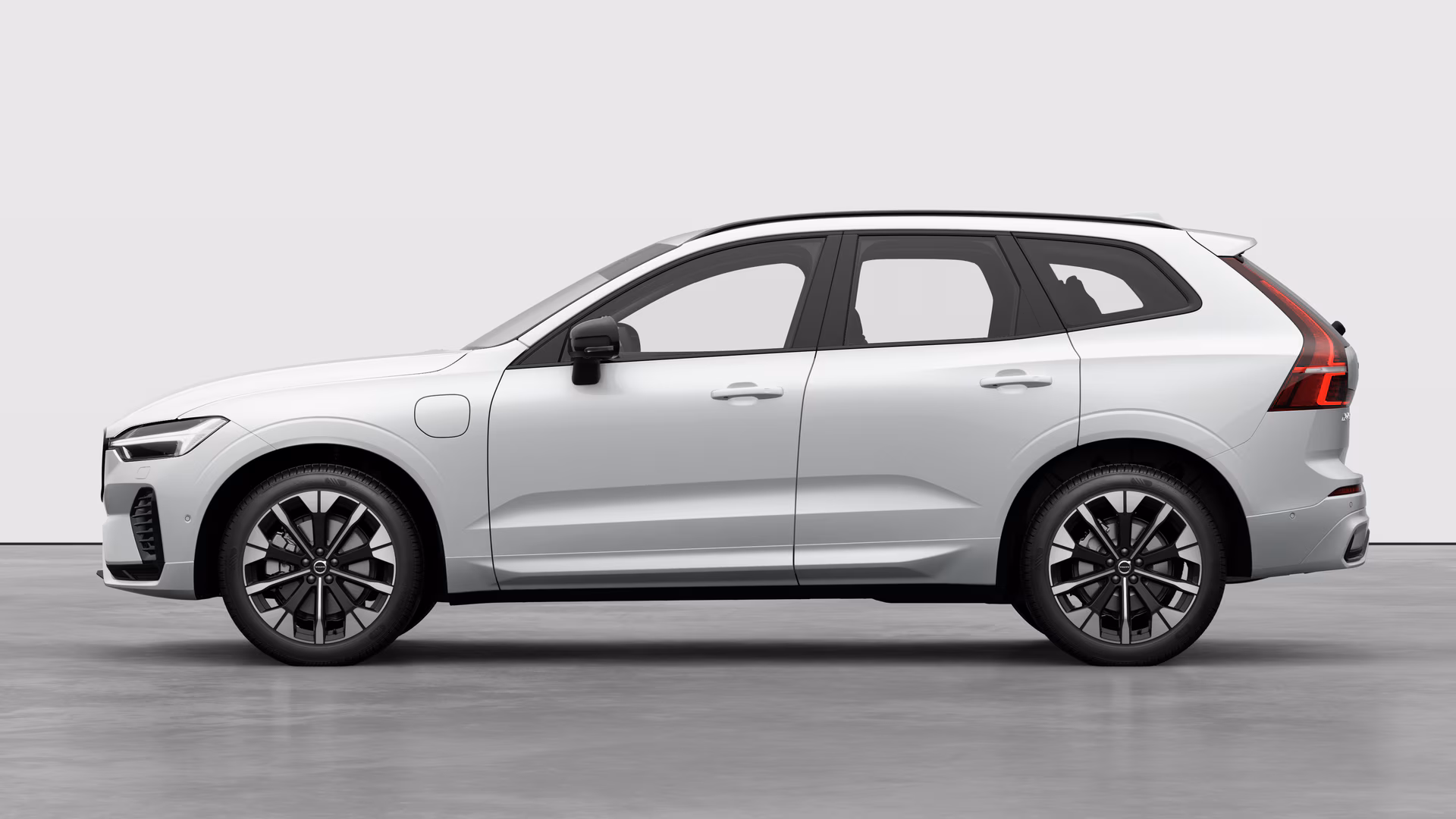 Volvo XC60 Black Edition T8 AWD Hybride rechargeable Électrique/essence Ultra MY27